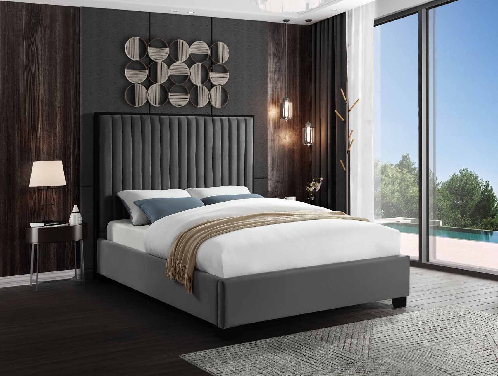 FH-5545 Bed view 2